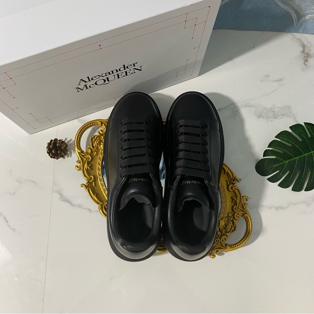 Alexander McQueen Black Leather Sneakers - Picture 5 of 9